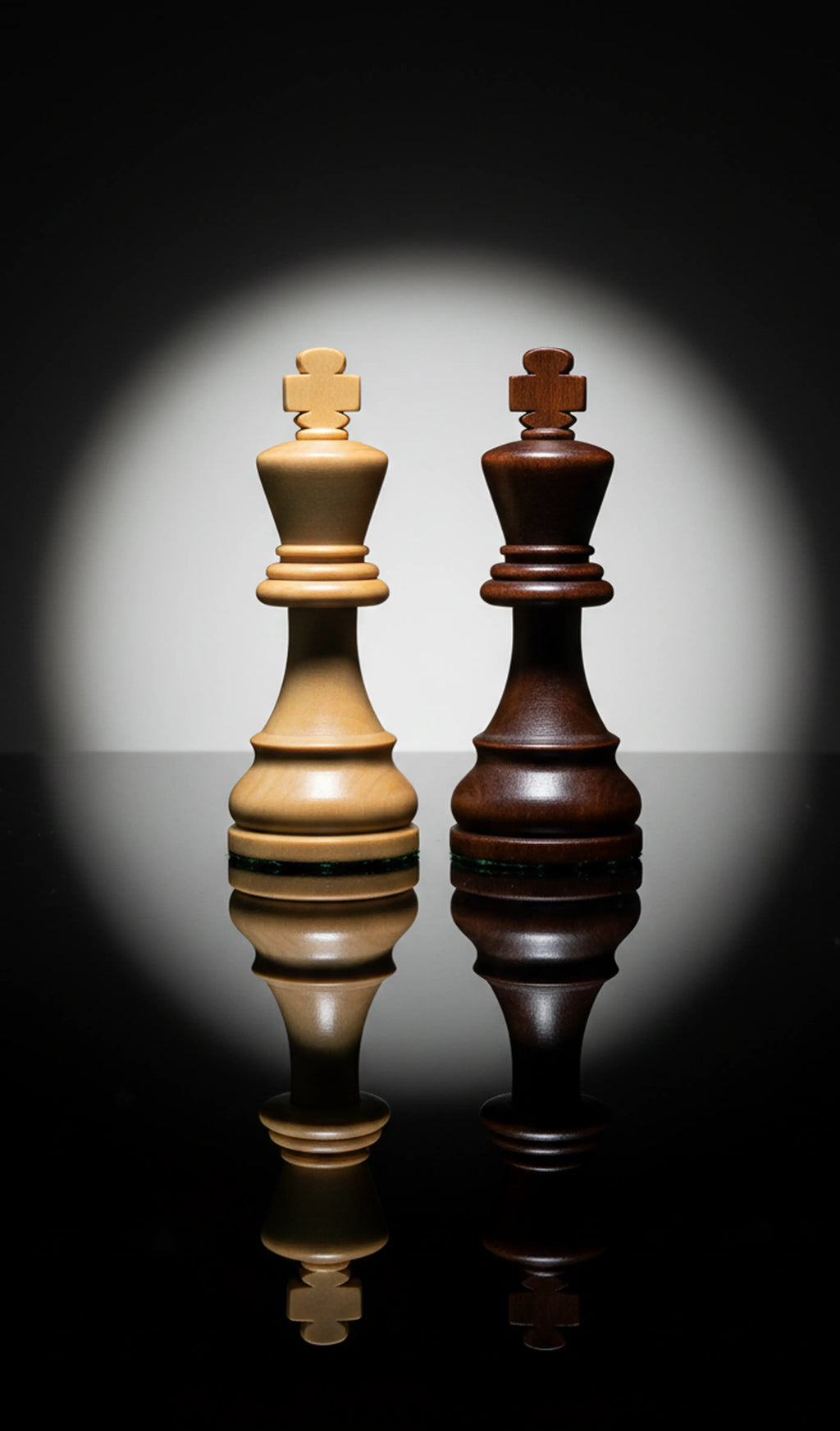 CHESSEL Wooden Chess Set